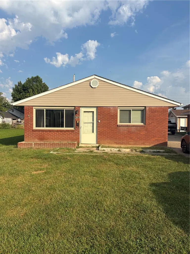 2415 Neva Drive, Harrison, OH 45414 - #1