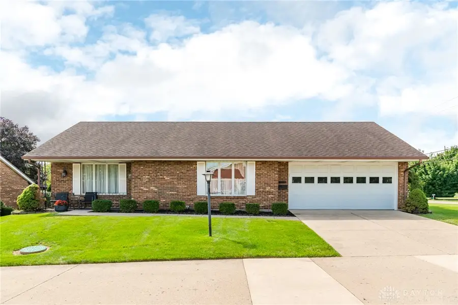 1011 Abington Place, Springfield, OH 45503 - #2