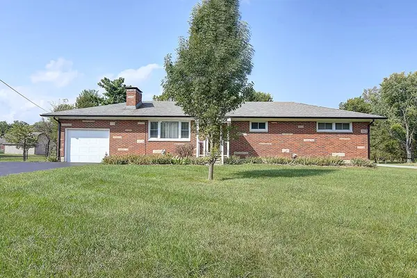 2752 Danbury Road, Springfield, OH 45505