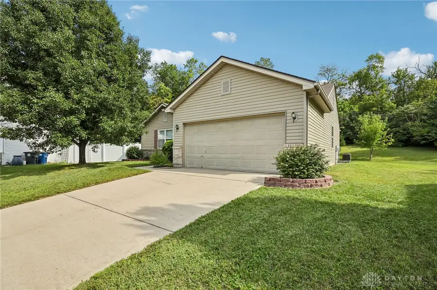 4399 Coach Light Trail, Dayton, OH 45424 - #2