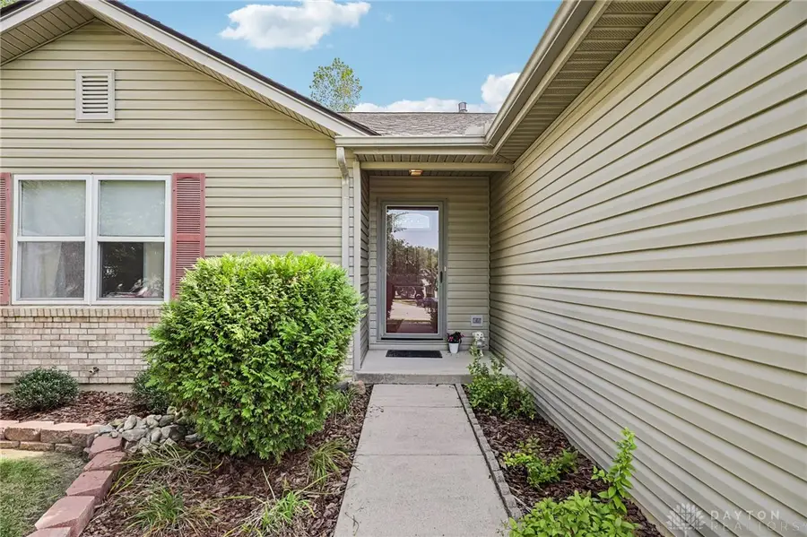 4399 Coach Light Trail, Dayton, OH 45424 - #3