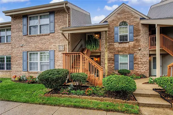 312 Waterfront Place, Washington Twp, OH 45458