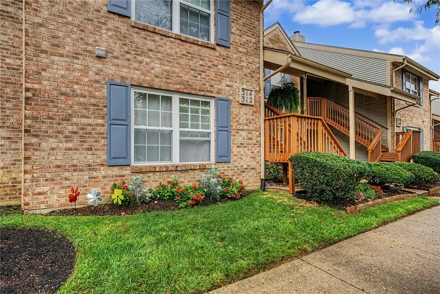 312 Waterfront Place, Washington, OH 45458 - #2
