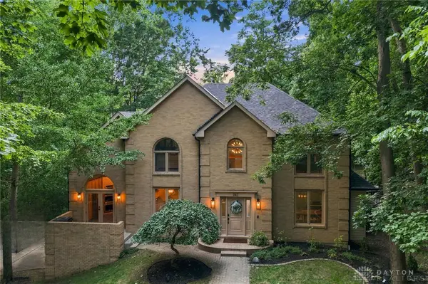 947 Woodcreek Drive, Milford, OH 45150