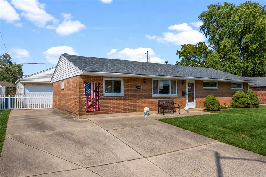 7845 Harshmanville Road, Huber Heights, OH 45424 - #3