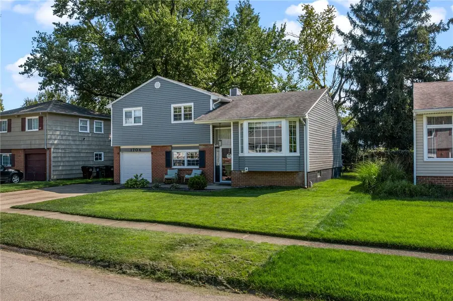 1704 Redbush Avenue, Kettering, OH 45420 - #3
