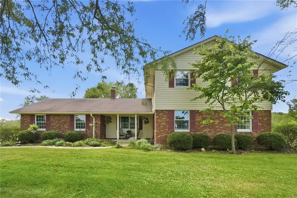 5527 Chenoweth Road, Waynesville, OH 45068