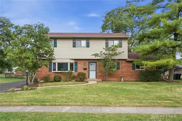 3162 Sunnyhollow Lane, Cincinnati, OH 45239