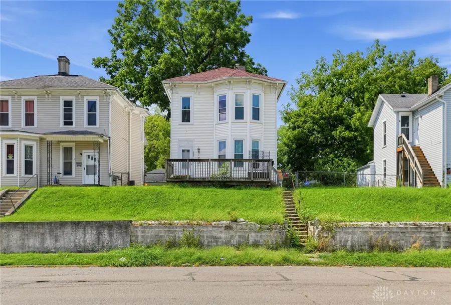 207 S Shaffer Street, Springfield, OH 45506 - #3
