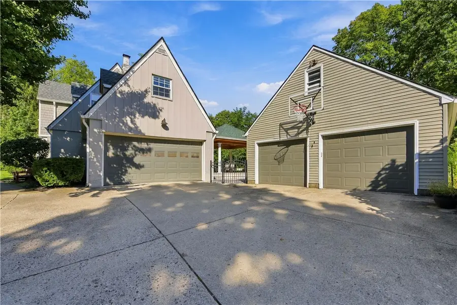 4010 Ridgeway Road, Kettering, OH 45429 - #2