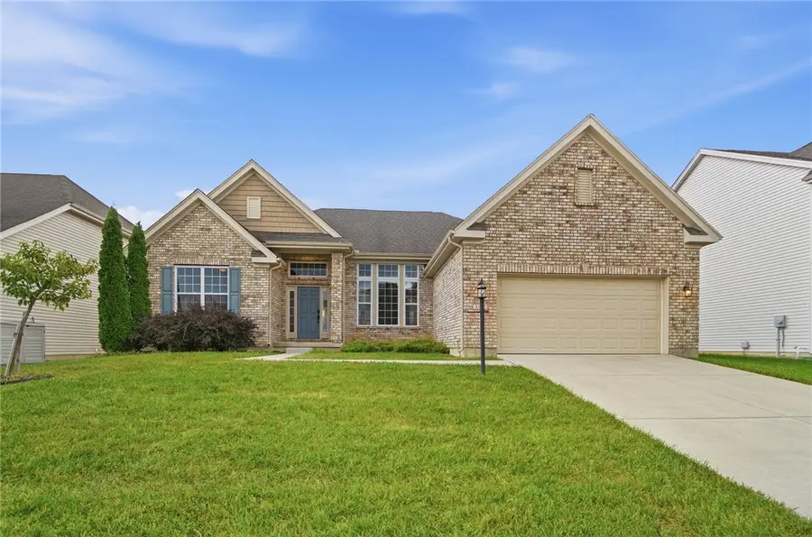 4122 Bulrush Street, Tipp City, OH 45371 - #2