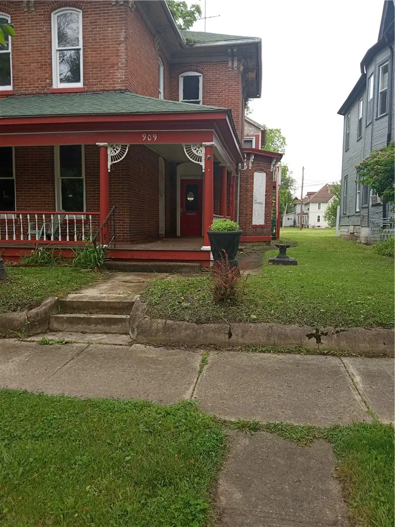 909 S Fountain Avenue, Springfield, OH 45506 - #2