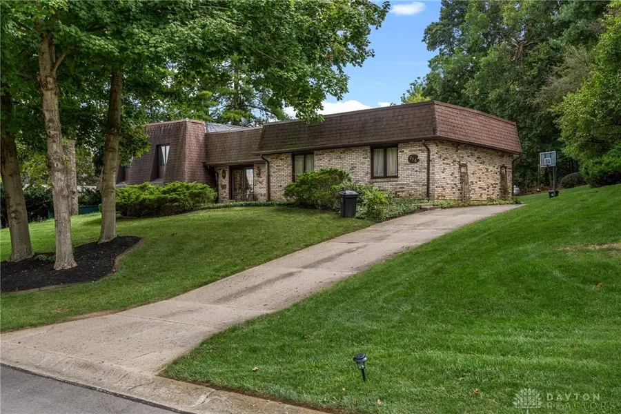 250 Trailwoods Drive, Dayton, OH 45415 - #3