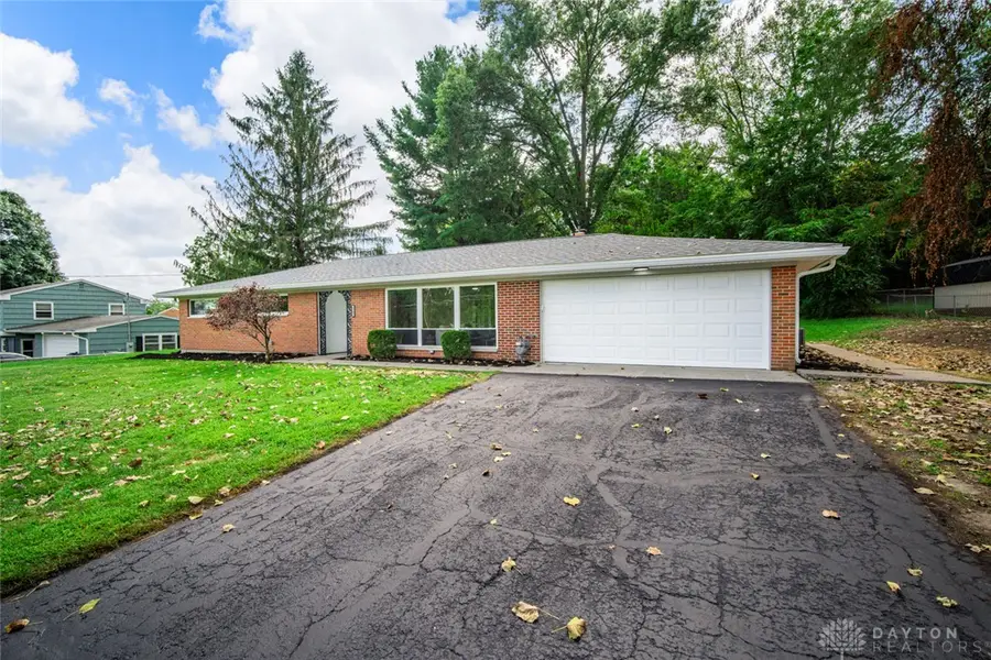 2743 Ironwood Drive, Springfield, OH 45504 - #3