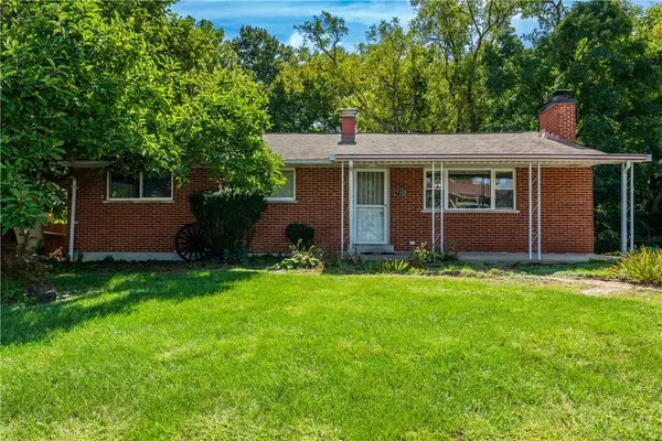 712 Peach Orchard Drive, Dayton, OH 45449
