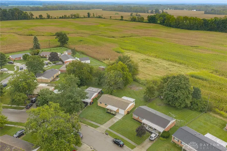 230 Laredo Avenue, New Lebanon, OH 45345 - #3