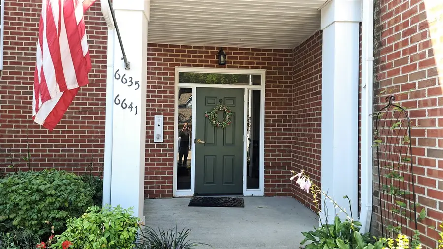 6635 Washington Circle, Franklin, OH 45005 - #2