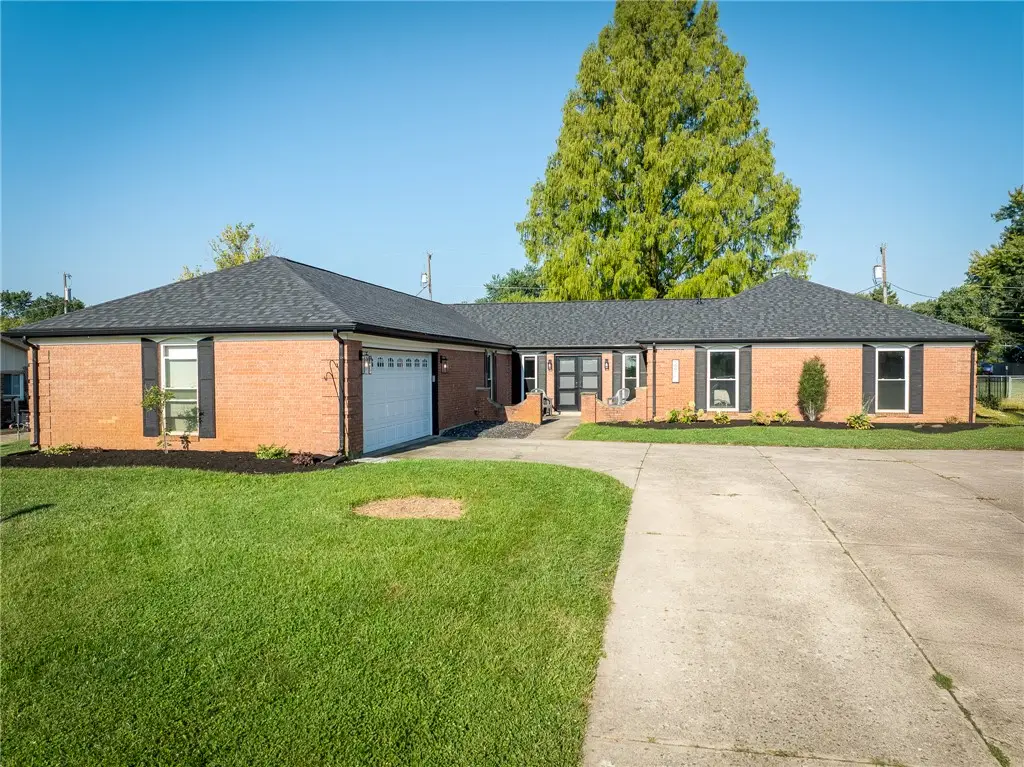 2411 Brown Bark Drive, Beavercreek, OH 45431 - #1