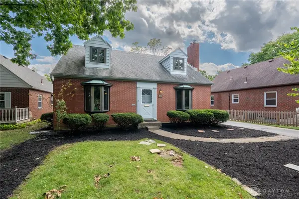 406 Spirea Drive, Oakwood, OH 45419