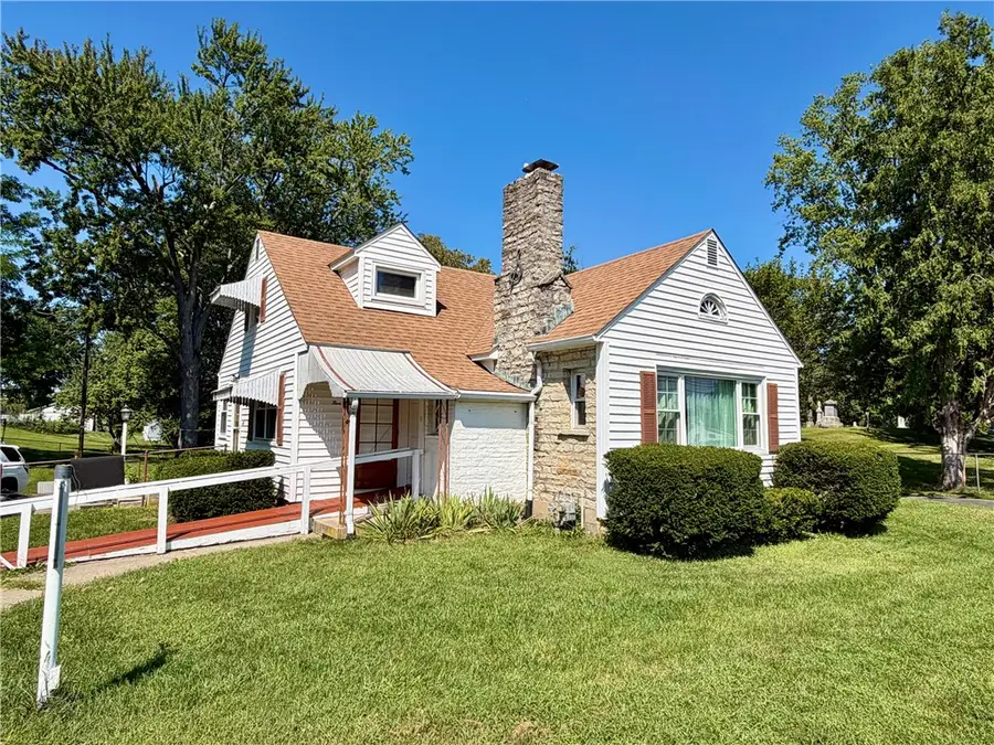 511 N Main Street, Lewisburg, OH 45338 - #2
