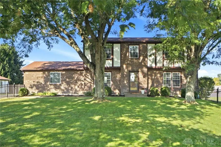 5375 S Hickory Court, Lewisburg, OH 45338 - #2