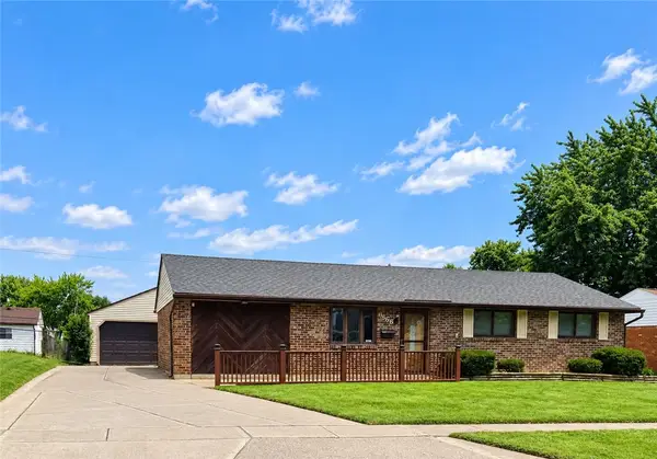6566 Highbury Road, Huber Heights, OH 45424