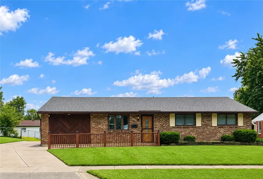 6566 Highbury Road, Huber Heights, OH 45424 - #2