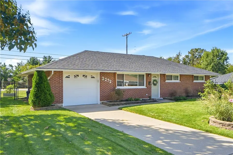2272 Bushwick Drive, West Carrollton, OH 45439 - #3