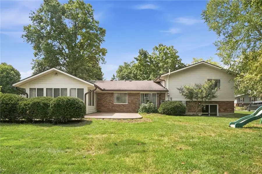 7611 Pelway Drive, Centerville, OH 45459 - #2