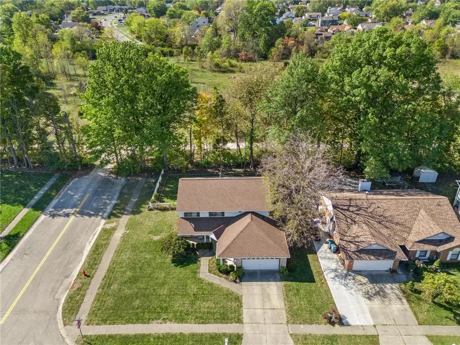 8807 Deer Valley Drive, Huber Heights, OH 45424 - #2