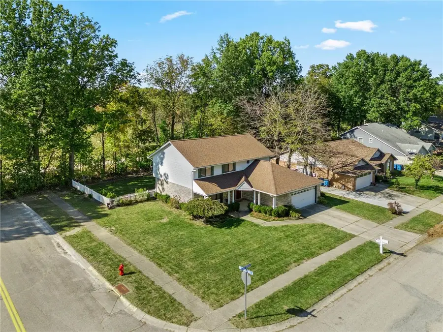 8807 Deer Valley Drive, Huber Heights, OH 45424 - #3