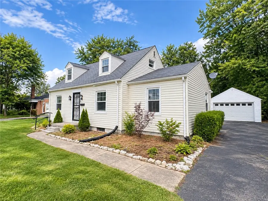 4 Richmond Avenue, London, OH 43140 - #2
