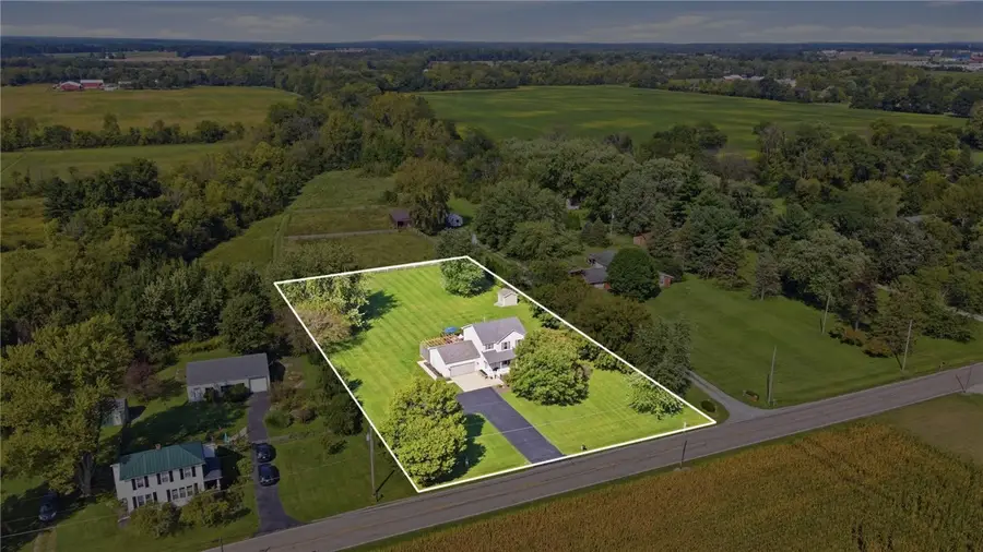 3082 W Jackson Road, Springfield, OH 45502 - #2