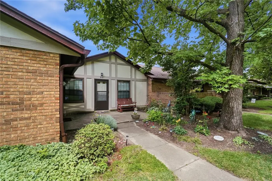 810 Pine Needles Drive, Dayton, OH 45458 - #3