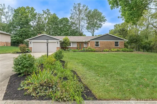 950 Pheasant Run Drive, Washington Twp, OH 45458