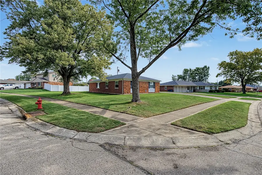 5575 Longford Road, Huber Heights, OH 45424 - #2