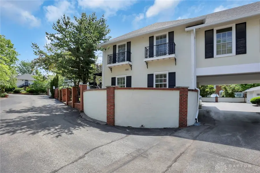 1631 Roxbury Road #B6, Columbus, OH 43212 - #2