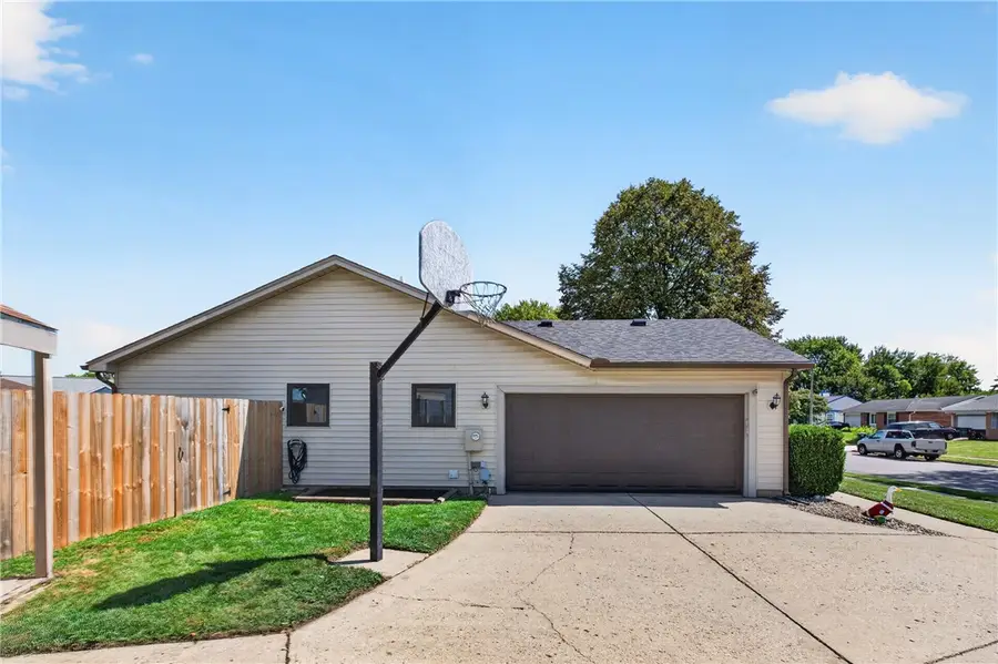 2509 Aberdeen Court, Troy, OH 45373 - #3