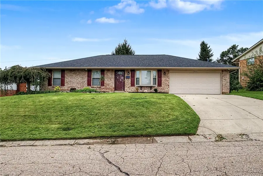 6230 7 Pines Drive, West Carrollton, OH 45449 - #2