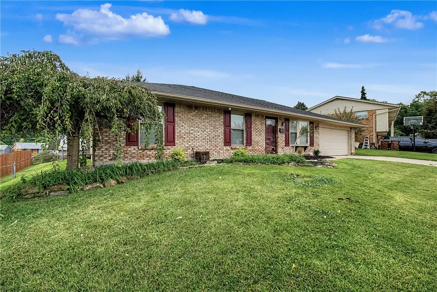 6230 7 Pines Drive, West Carrollton, OH 45449 - #3