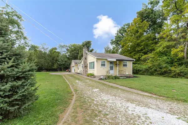 3485 W Lakeview Drive, Amelia, OH 45102