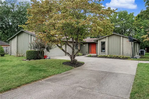 2180 Woodstock Court, Troy, OH 45373