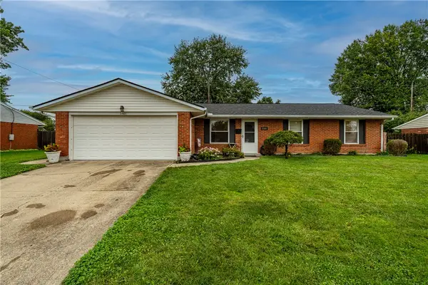 7701 Shepherdess Drive, Huber Heights, OH 45424