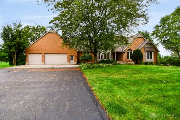 7051 Studebaker Road, Tipp City, OH 45371