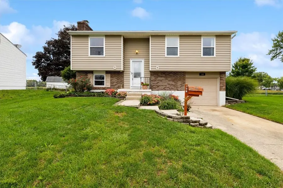 108 Wickham Farm Drive, Englewood, OH 45322 - #2