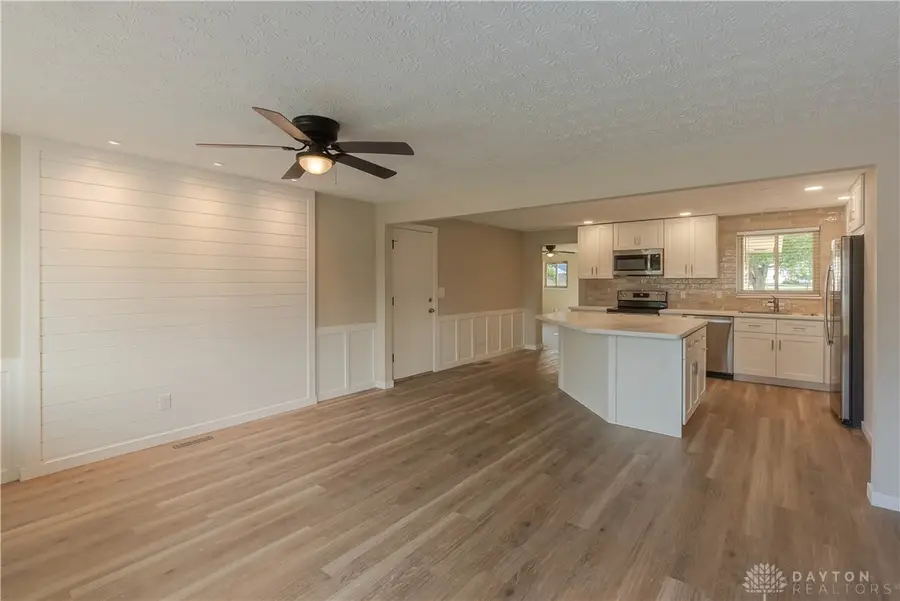 908 Pool Avenue, Vandalia, OH 45377 - #2