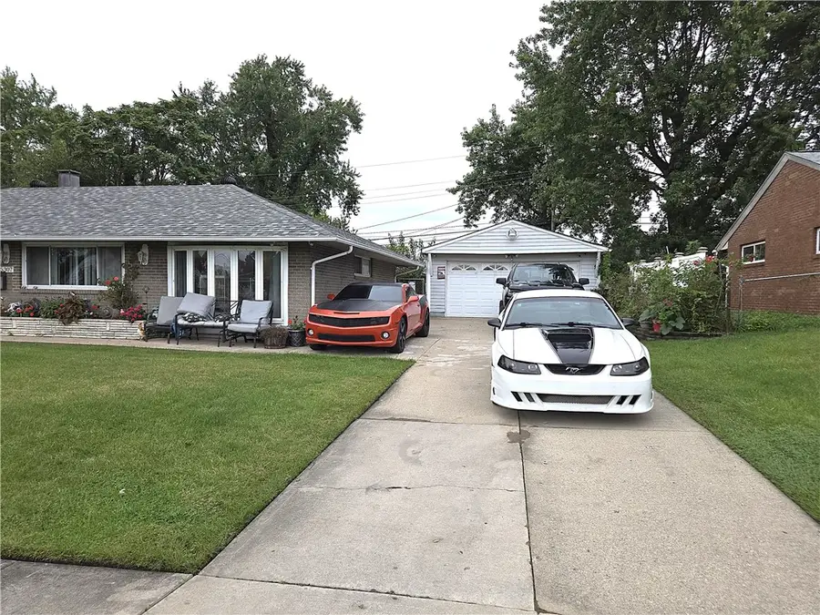 5307 Sabra Avenue, Huber Heights, OH 45424 - #3