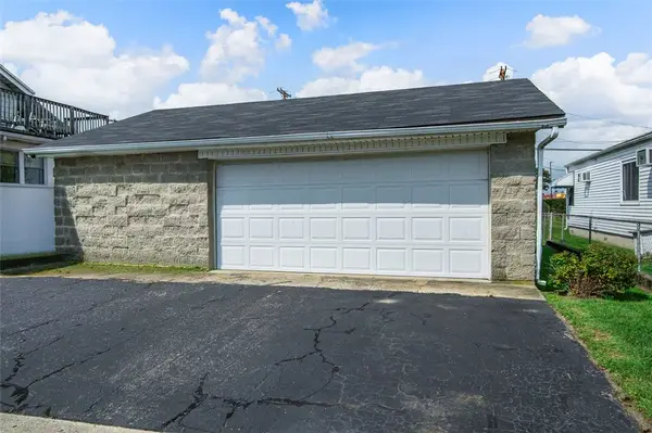 2700 Manistee Place, Moraine, OH 45439