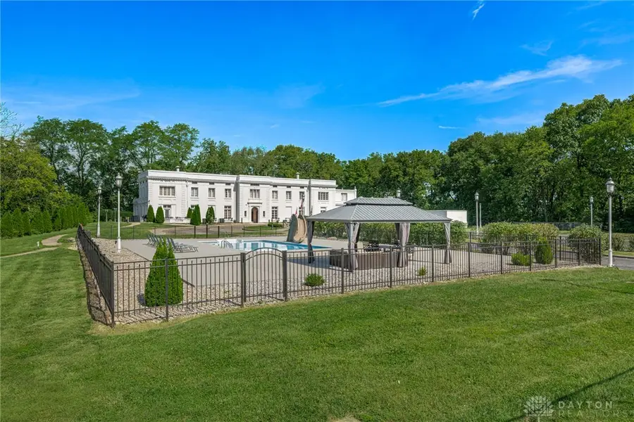 3500 Governors Trail, Kettering, OH 45409 - #3