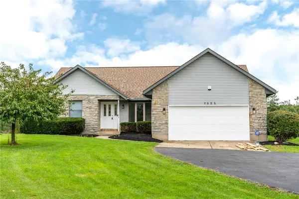 7825 Belle Plain Drive, West Carrollton, OH 45424